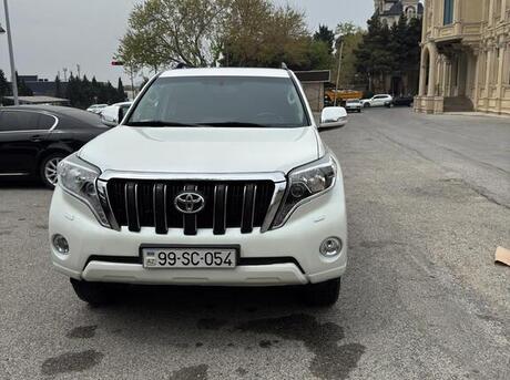Toyota Land Cruiser Prado 2011