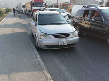 Kia Carens 2004