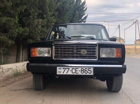 LADA (VAZ) 2107 2010