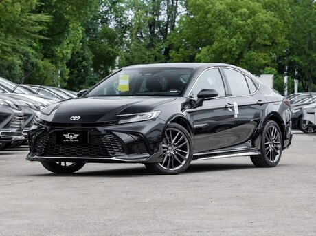 Toyota Camry 2025