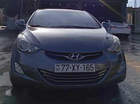 Hyundai Elantra 2013