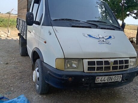 GAZ  2000