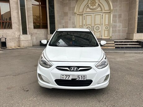 Hyundai Accent 2013