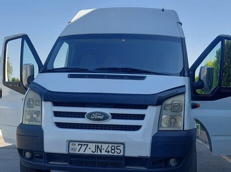 Ford Transit 2010