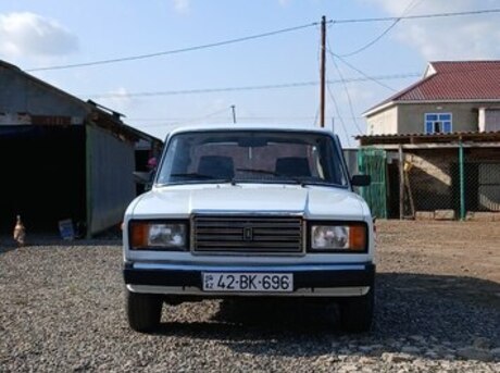 LADA (VAZ) 2107 2005