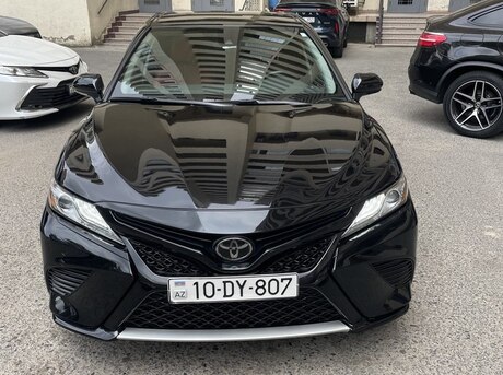 Toyota Camry 2019