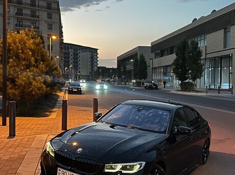 BMW 330 2021