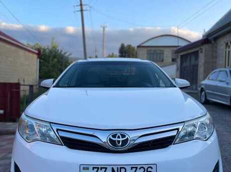 Toyota Camry 2012