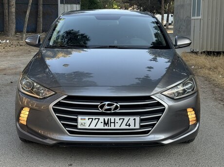 Hyundai Avante 2015