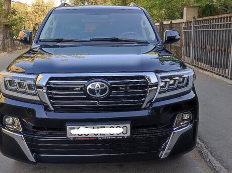 Toyota Land Cruiser 2013