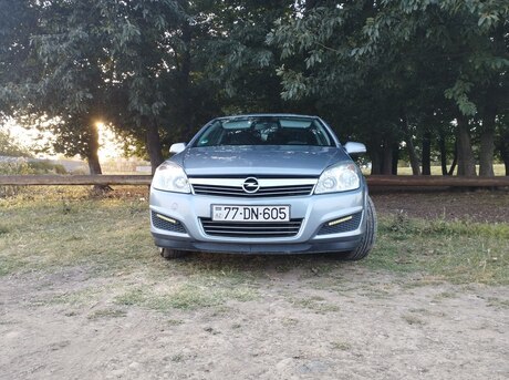 Opel Astra 2008
