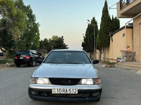 Nissan Sunny 1997