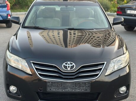 Toyota Camry 2010