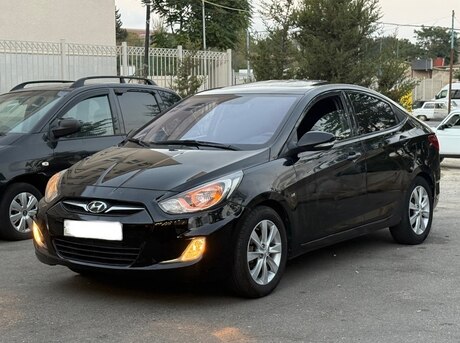 Hyundai Accent 2011