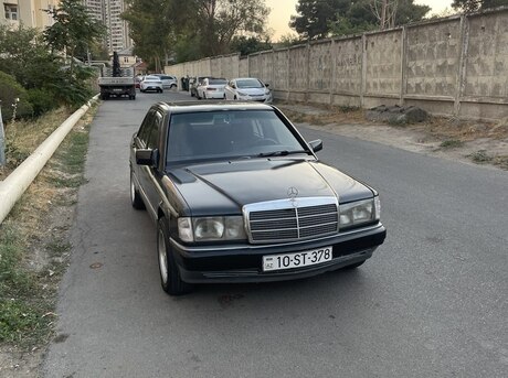 Mercedes 190 1992