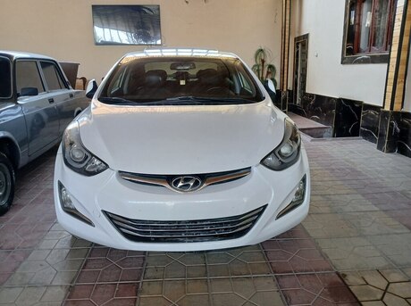 Hyundai Elantra 2015