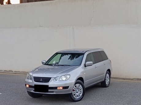 Mitsubishi Airtrek 2002