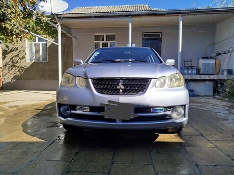 Mitsubishi Airtrek 2004