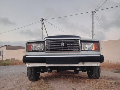LADA (VAZ) 2107