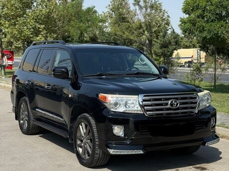 Toyota Land Cruiser 2011
