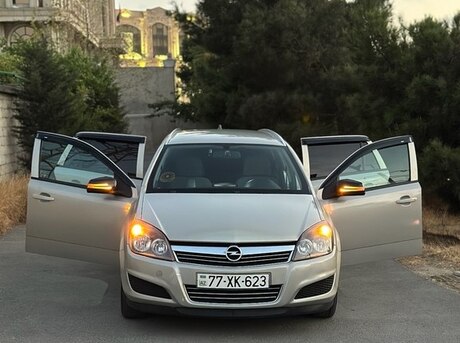 Opel Astra 2009