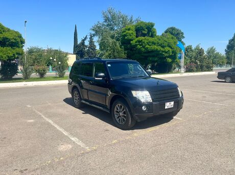 Mitsubishi Pajero 2007