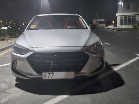 Hyundai Elantra 2016