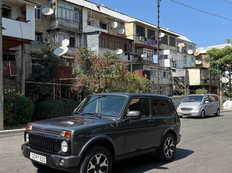 LADA (VAZ) Niva 2021