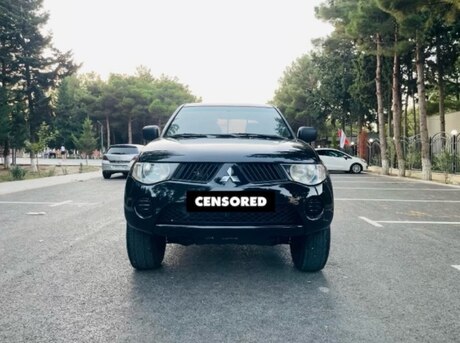 Mitsubishi L200 2009