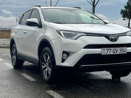 Toyota RAV4 2017