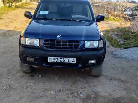 Opel Frontera 2000