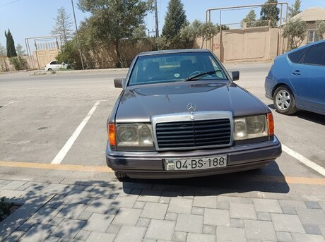 Mercedes E 250 1993