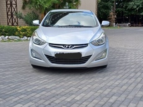 Hyundai Avante 2015
