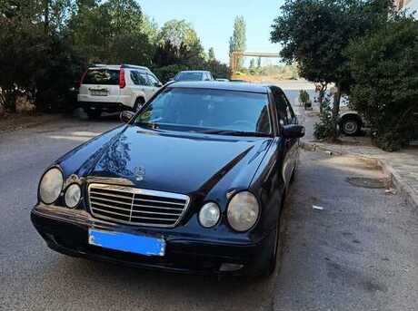 Mercedes E 200 2000