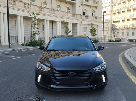Hyundai Elantra 2018