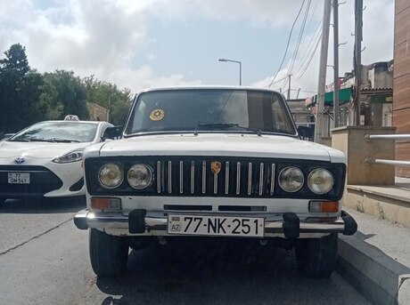 LADA (VAZ) 2106 2000