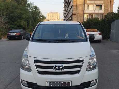 Hyundai H-1 2010