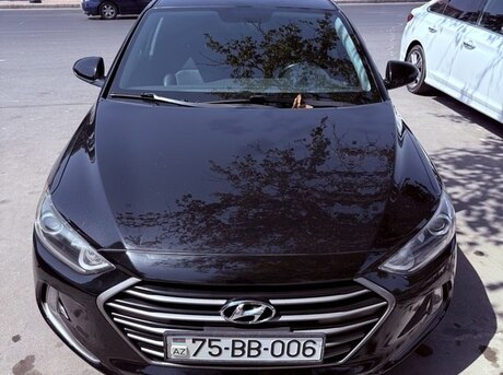 Hyundai Elantra 2016