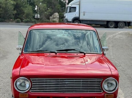 LADA (VAZ) 21011 1988