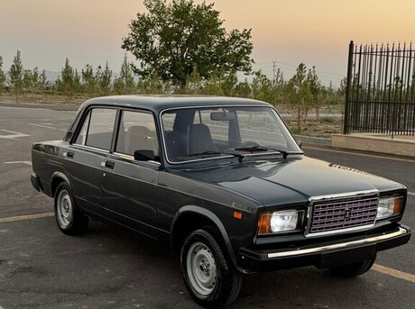 LADA (VAZ) 2107 2010