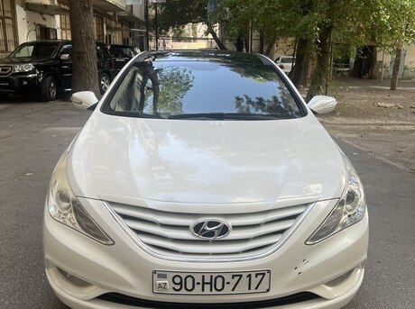 Hyundai Sonata 2010
