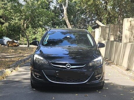 Opel Astra 2016