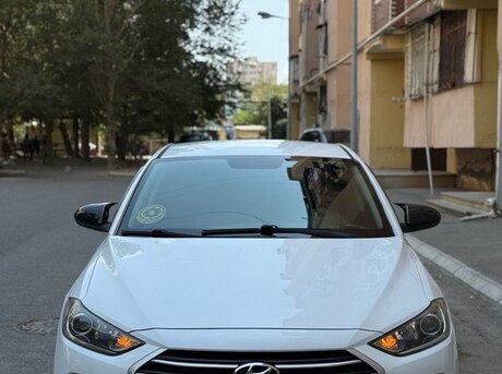 Hyundai Elantra 2018