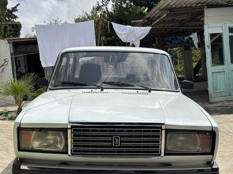 LADA (VAZ) 2107 2001