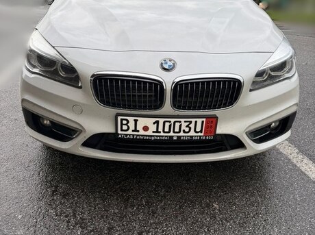 BMW 216
