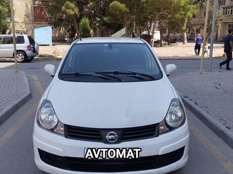 Nissan  2015