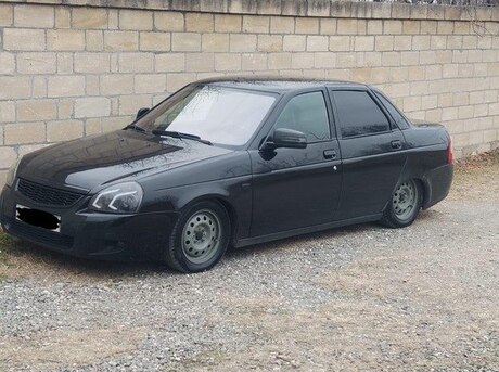 LADA (VAZ) Priora 2017
