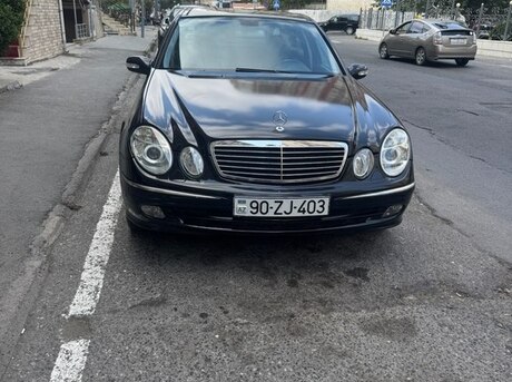 Mercedes E 220 2003