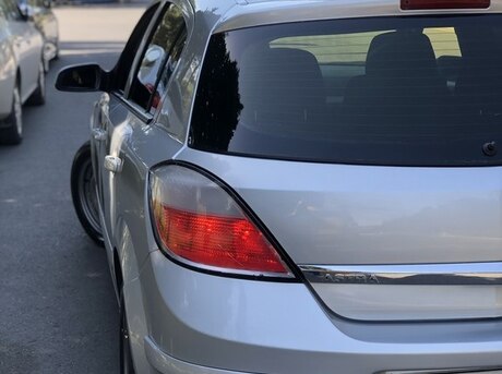 Opel Astra 2005