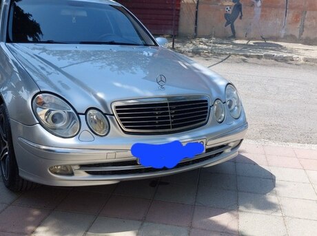 Mercedes E 220 2002